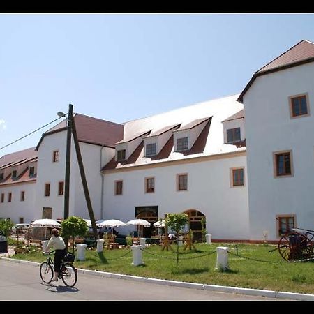 Rittergut Droeschkau Otel Droschkau Dış mekan fotoğraf